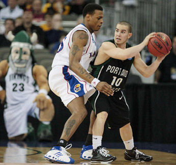 Brandon Rush and Kansas had way too much size for the Vikings